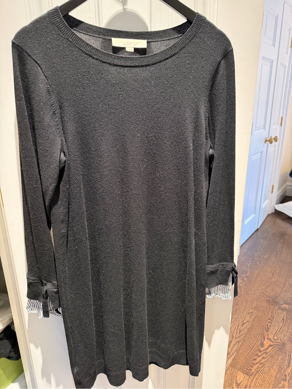 LOFT Black Long-Sleeve dress